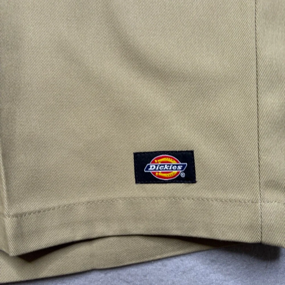 Dickies Work Short Mens 36 Khaki WR640KH 13 Inseam Relaxed Loose Fit NWT